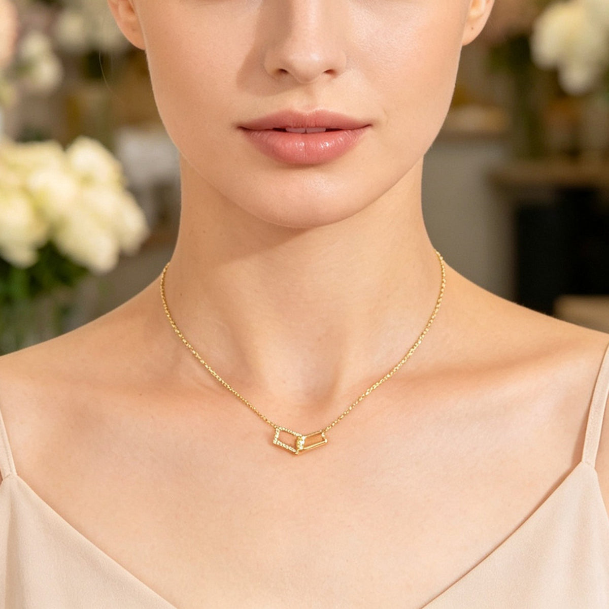 Gold Geometric Crystal Inlaid Square Link Pendant Necklace Minimalist Jewellery-4