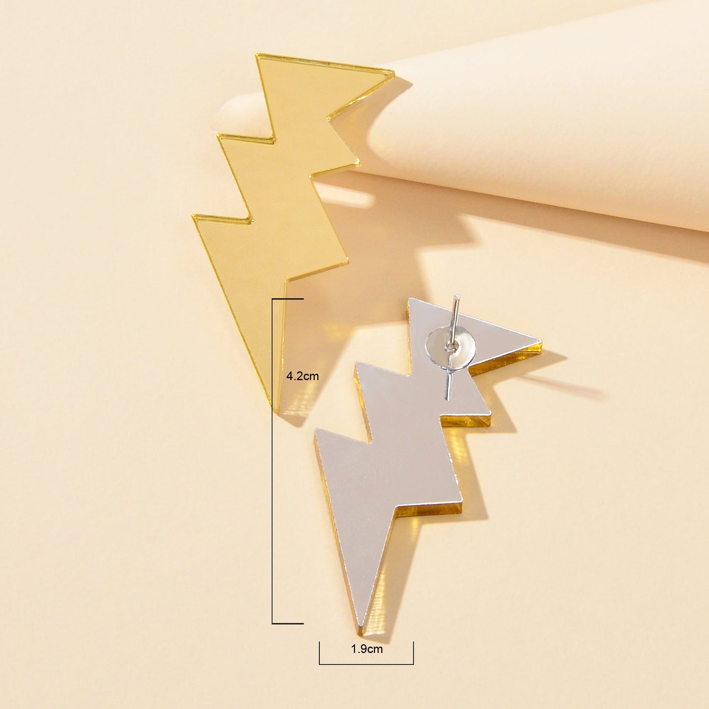 Personality Lightweight Gold Resin Lightning Stud Pierced 90's Inspired Earrings-4