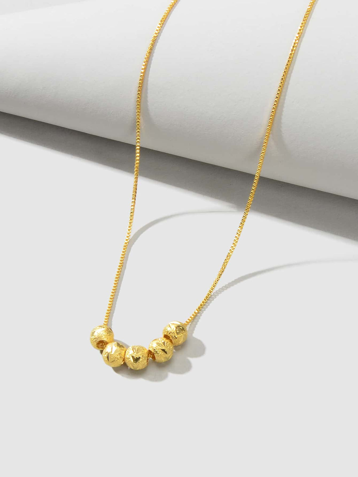 Adjustable Gold Beads Pendant Short Necklace Stylish Choker-3