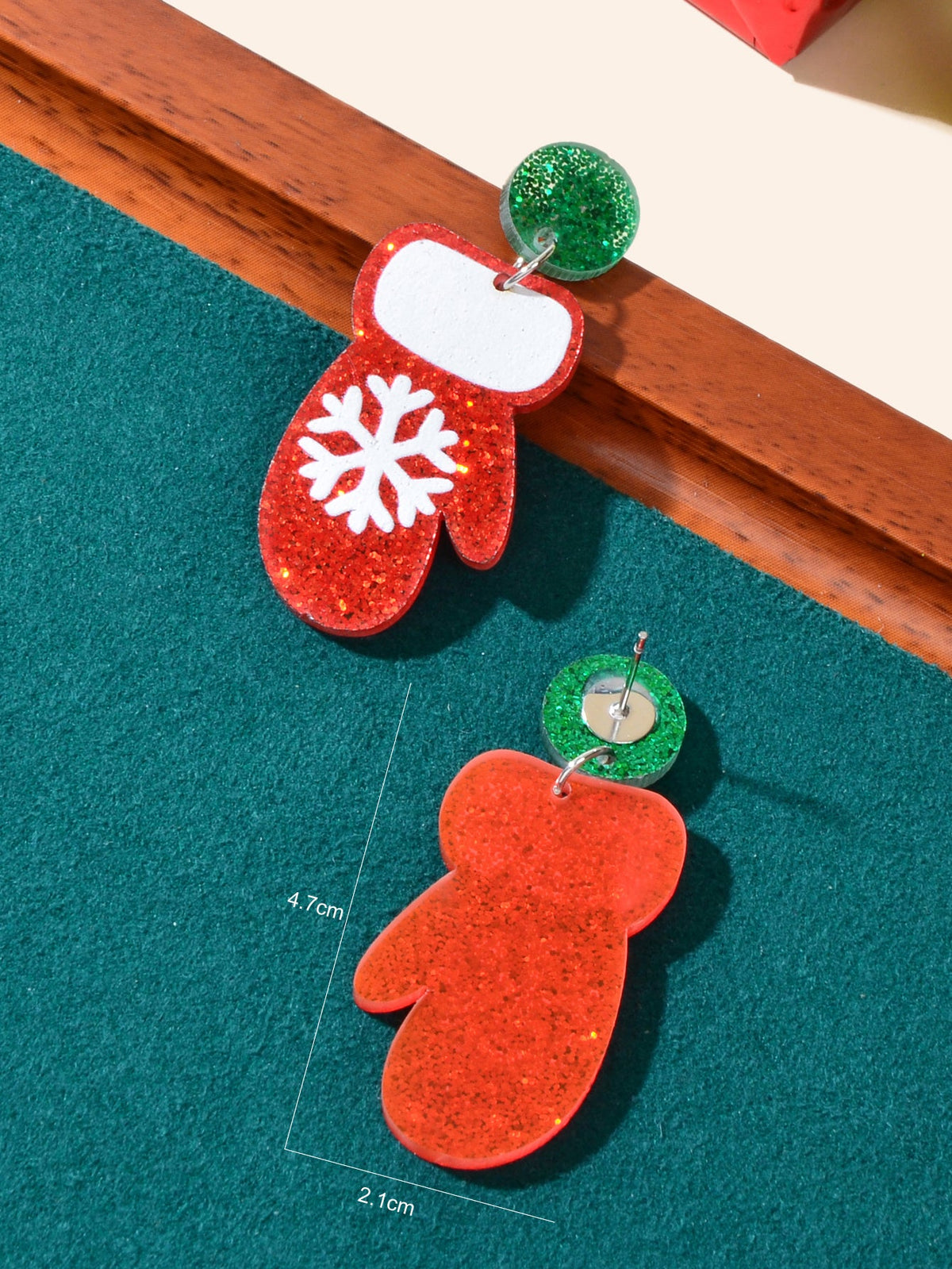 Christmas Series Jewellery Gift Snowflake Pattern Red Glove Dangle Stud Earrings-3
