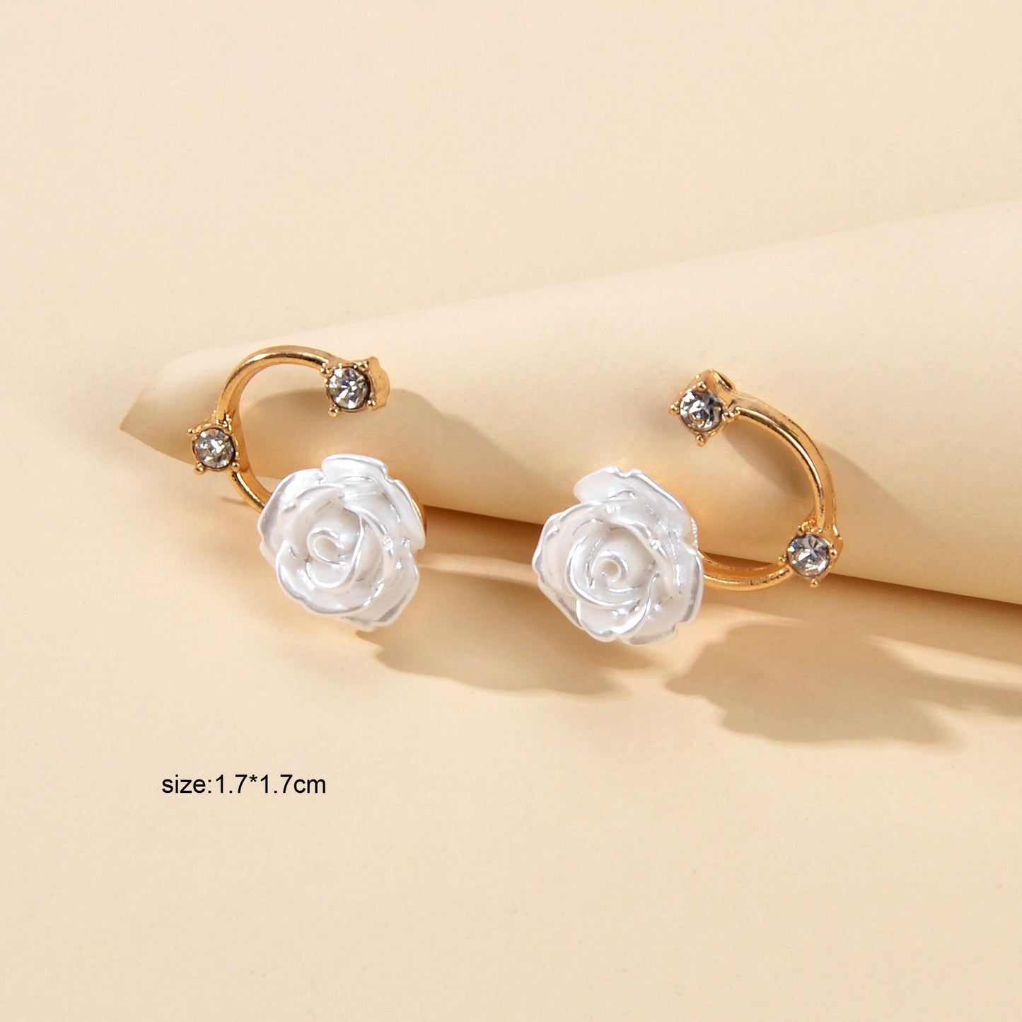 Exquisite Accessory Rhinestone White Resin Flower Stud Women Engagement Earrings-4