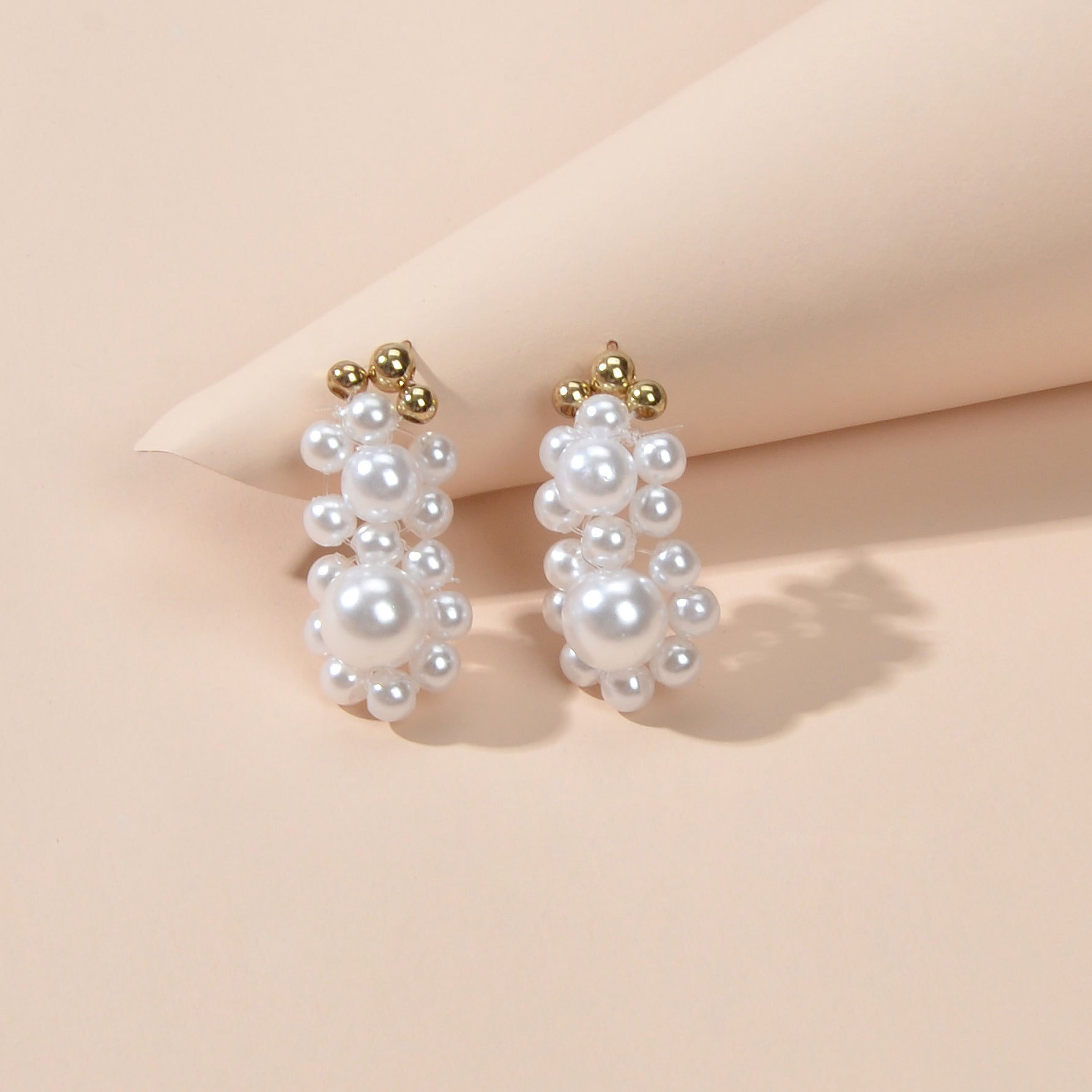 Retro Handmade Braided Pearl Beads Flower Stud Pierced Earring for Wedding Party-3