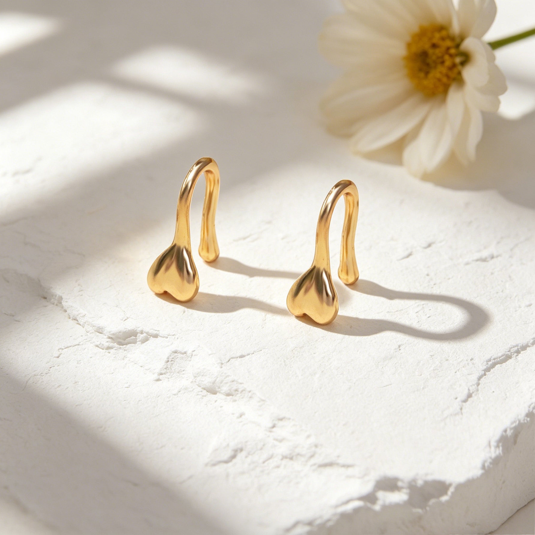 2pcs Dainty Gold Heart Ear Cuff Earrings Minimalist Cute Ear Clips Gift Jewelry-3