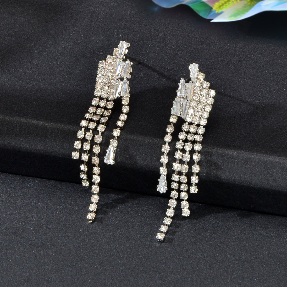 Luxurious Sparkling Rhinestone Tassel Dangle Earrings Stunning Wedding Prom Banquet Jewelry-2