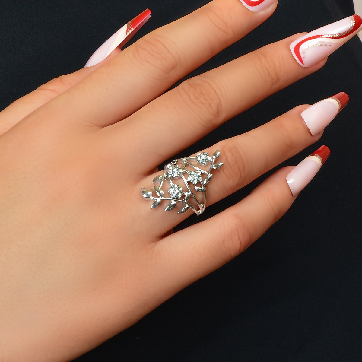 Luxurious Rhinestone Decor Silver Hollow Flower Leaf Finger Engagement Gift Ring-4