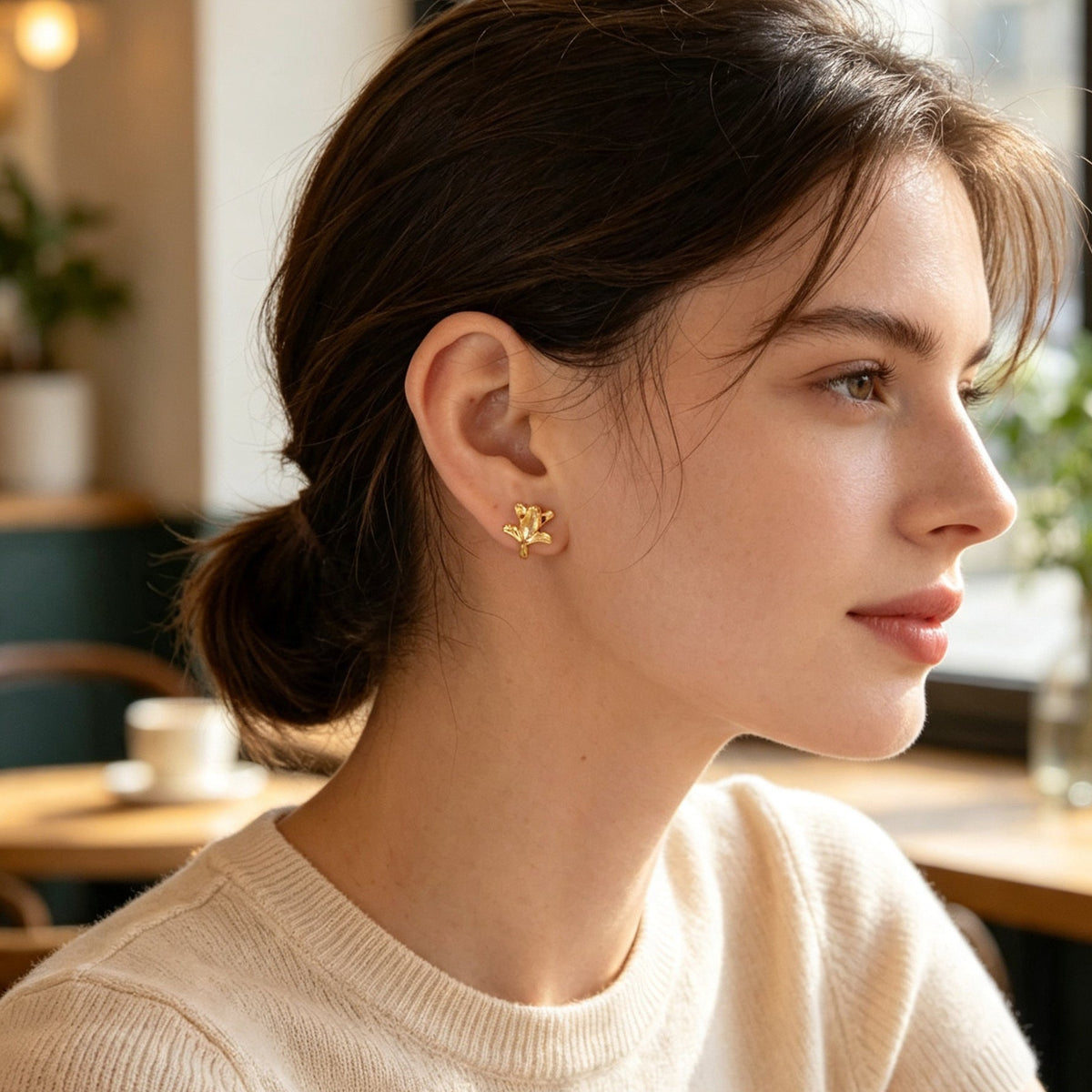 2pcs Gold Tiny Flower Ear Cuffs Non-Pierced Cartilage Ear Clips Dainty Jewellery-0
