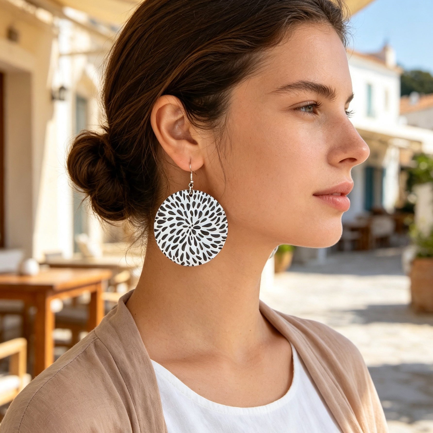 Black White Floral Pattern Lightweight Acrylic Round Geometric Earrings Retro Vacation Jewelry-0
