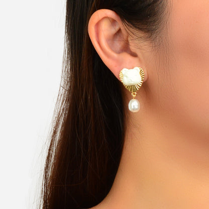 Lovely Cartoon White Bear Pierced Pearl Charm Gold Heart Hypoallergenic Earrings-0