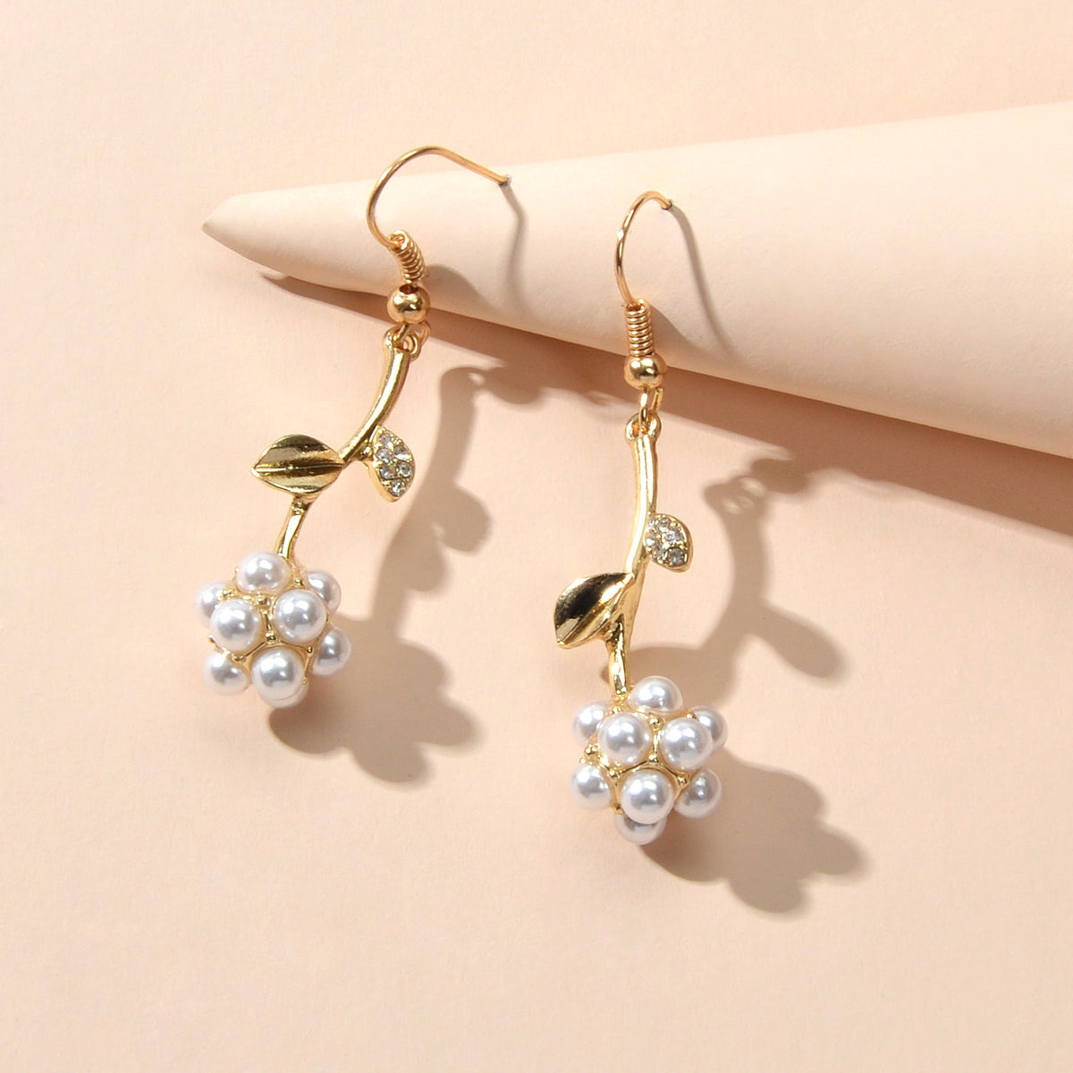 Wedding Designer Rhinestone Pearl Flower Ball Gold Pendant Earrings for Women-2
