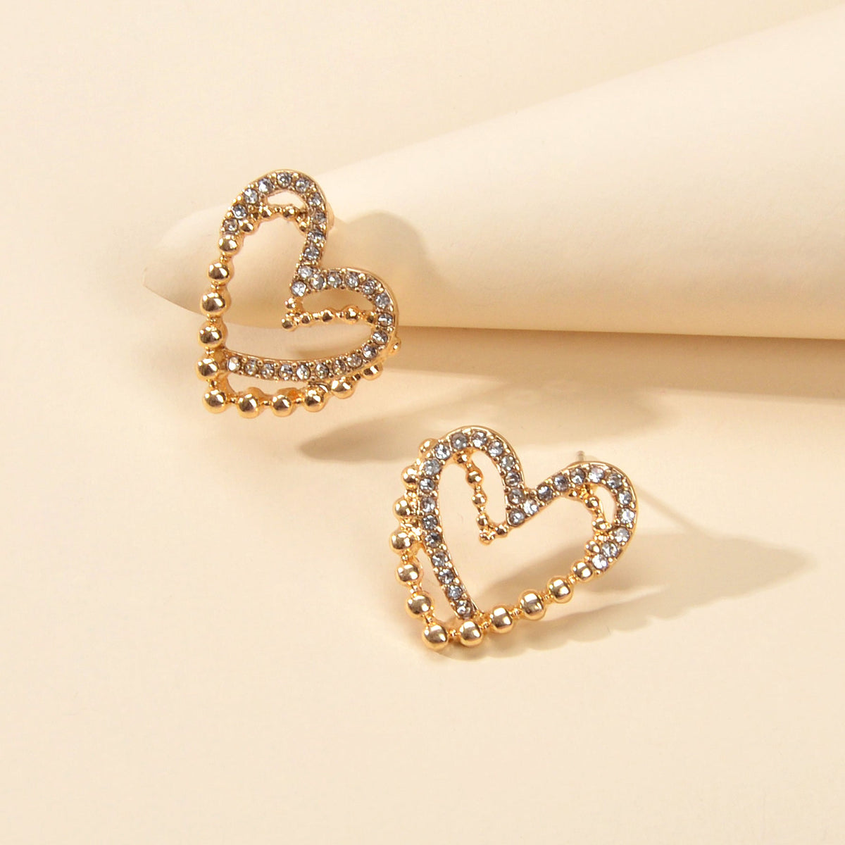 Cute Hollow Heart Stud Rhinestone Earrings Hypoallergenic Pierced Ear Jewellery-1
