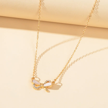 Elegant Gold Chain Rhinestone Decor Butterfly Pendant Necklace for Party Wedding-3