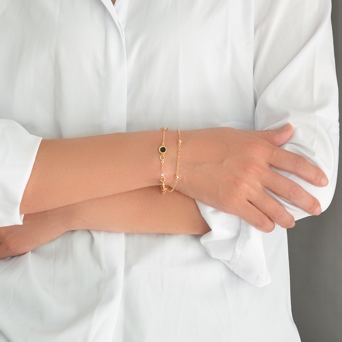 AU Local Black White Round Disc Double Layer Women Bracelet Gold Wrist Chain-1