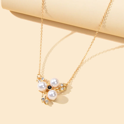 Textured Rhinestone Pearl Flower Pendant Necklace Anniversary Gift Jewellery-1