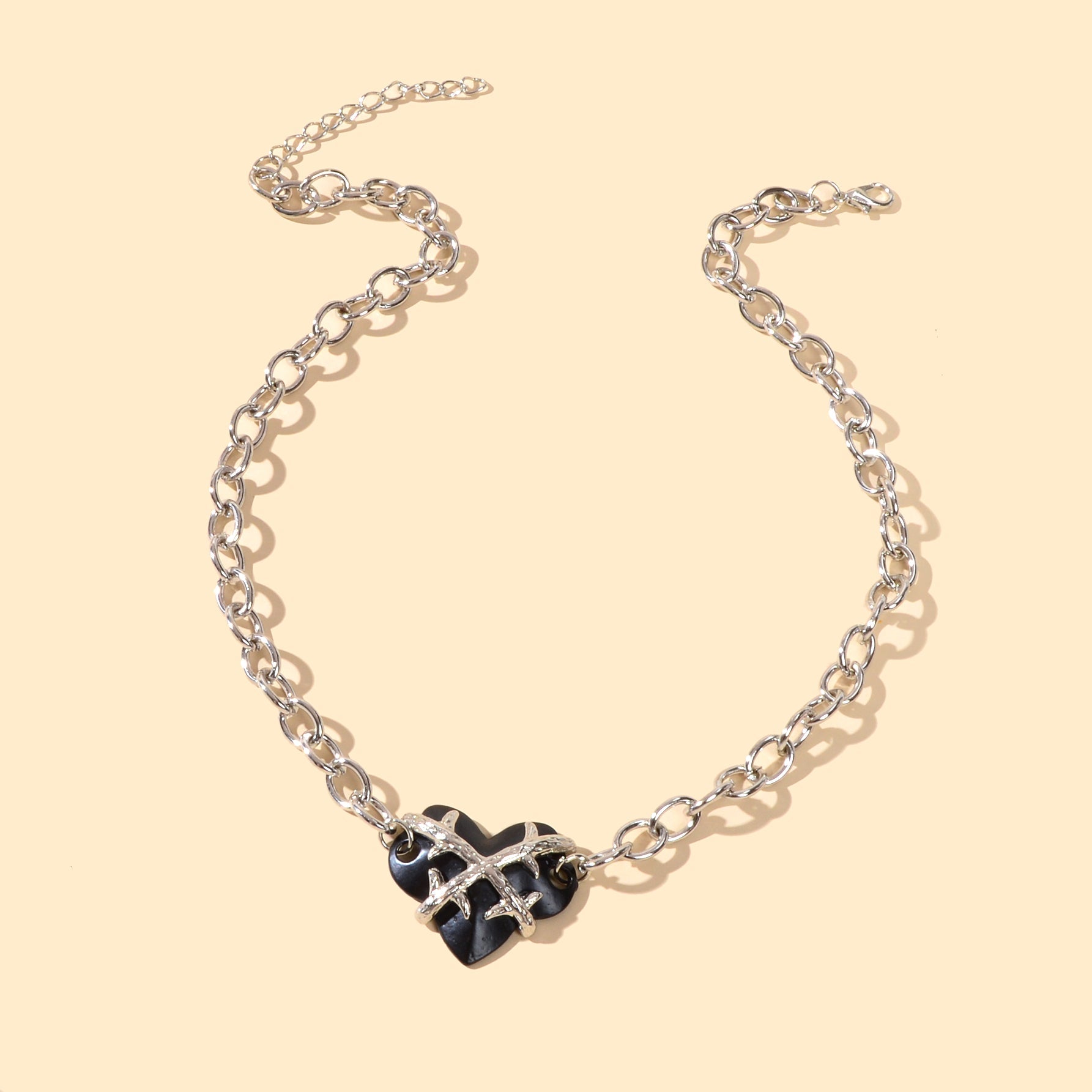 Designer Jewelry Crude Silver Chain Black Resin Heart Pendant Statement Necklace-1
