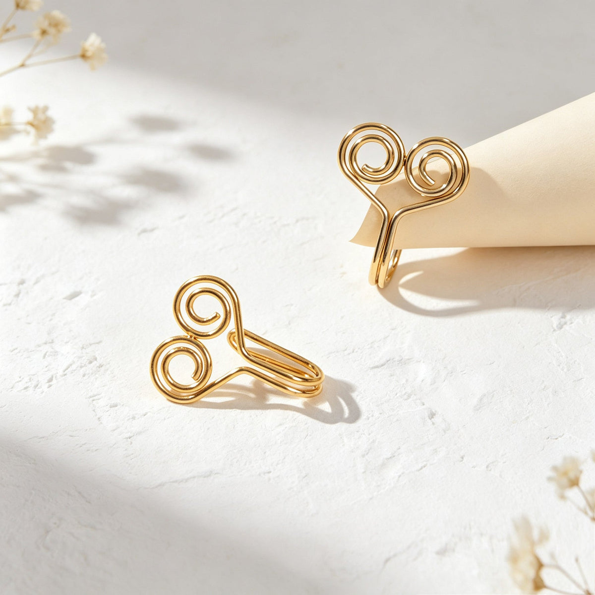 2pcs Simple Spiral Clip‑On Ear Cuffs Gold Non‑Pierced Earrings Casual Jewellery-2