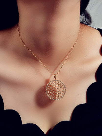Good Quality Jewellery Gold Chain Rhinestone Decor Hollow Round Pendant Necklace-0