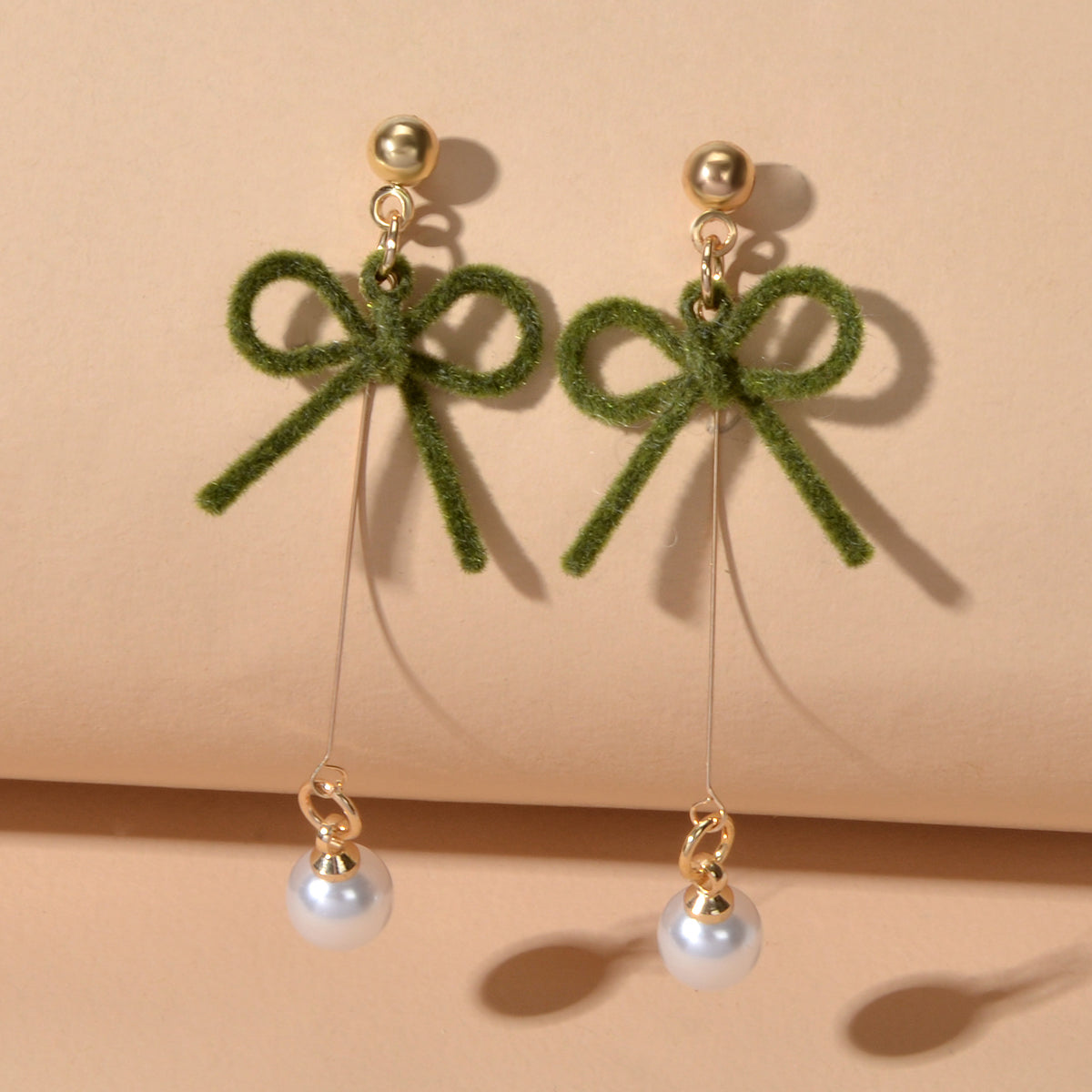 Charming Long Gold Chain Pearl Bowknot Dangle Lightweight Gift Holiday Earrings-3