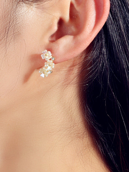Dainty Gifts Women Girls Lightweight Rhinestone White Flower Cute Stud Earrings-1