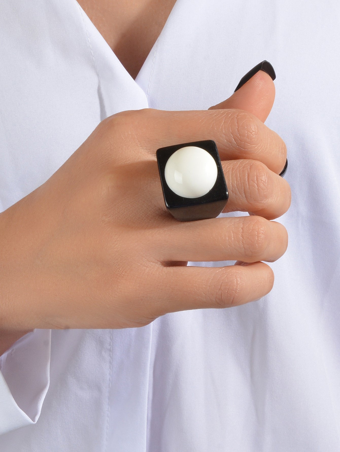 Designer Jewelry White Black Acrylic Square Chunky Plastic Dome Rings Party Band-0