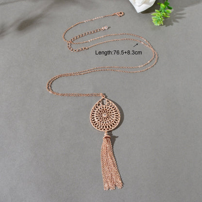 Fashion Rhinestone Decor Carved Hollow Flower with Chain Tassel Long Necklace-3