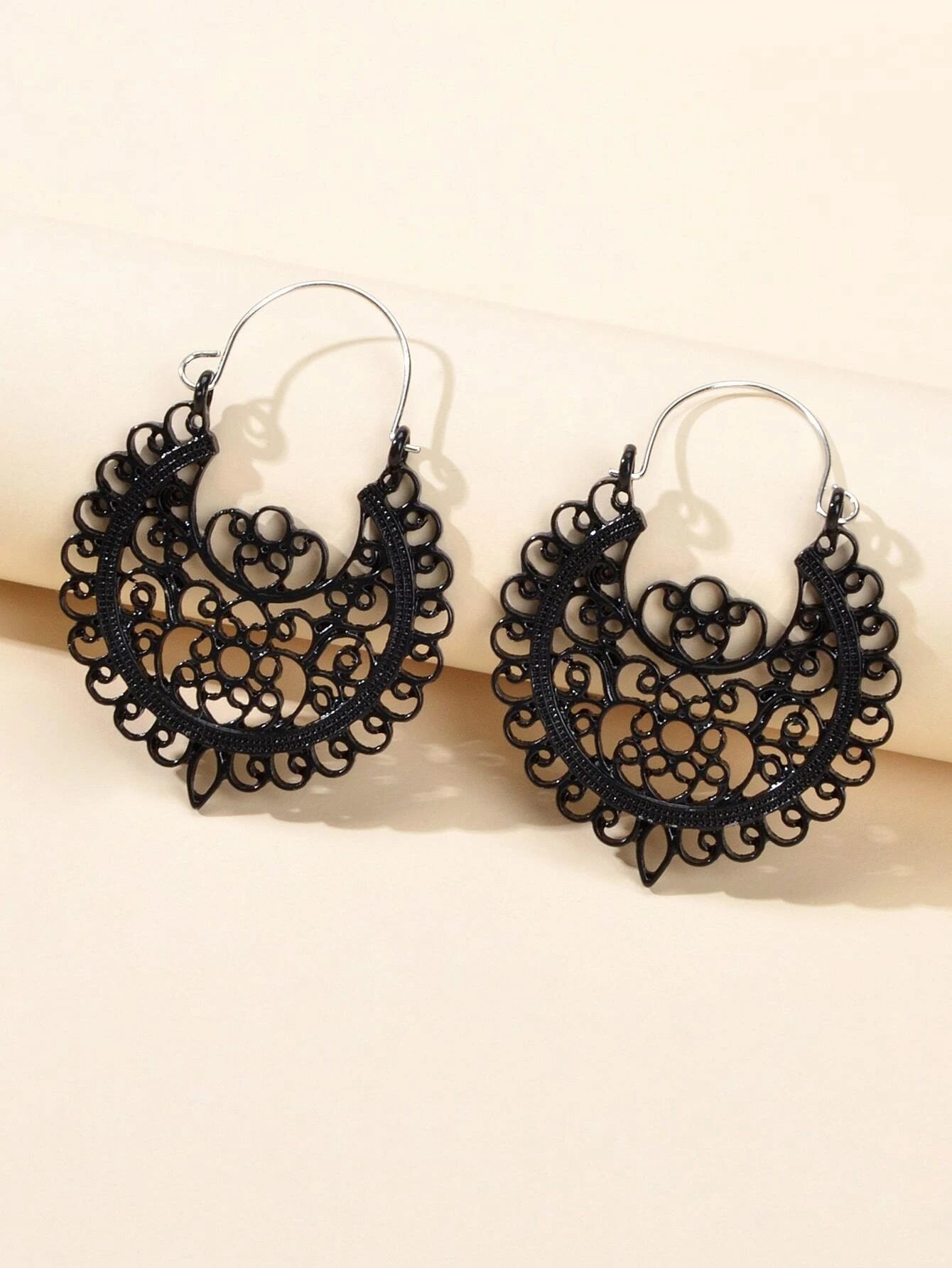 Traditional Black Hollow out Geometric Flower Hoop Earrings Designer Jewellery-0