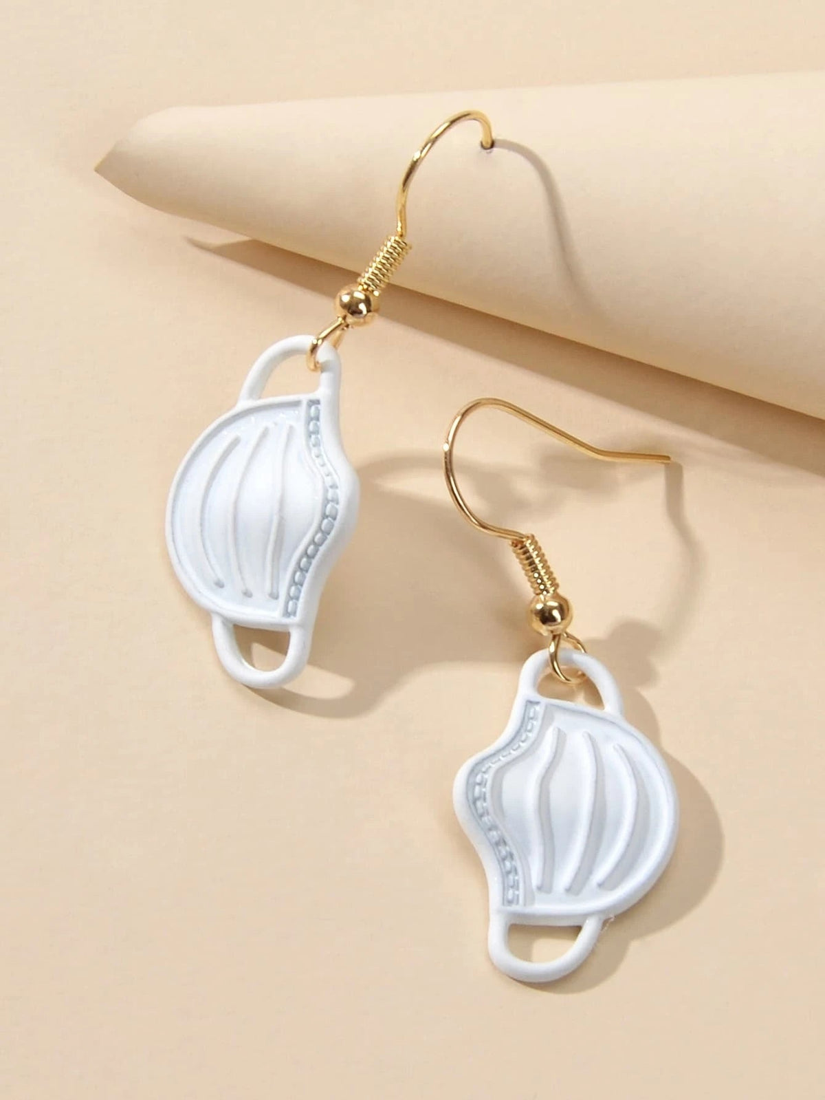 Novelty Face Mask Shape Drop Dangle Earrings Lovely Creative Funny Jewelry Gift-1