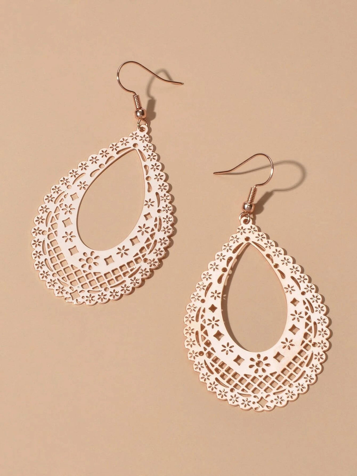 Feelontop Ethnic Hollow Geometric Flower Bohemian Water Drop Beautiful Earrings-1