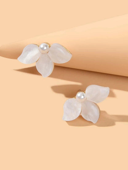Unique Pearl White Acrylic Flower Stud Party Earrings Engagement Jewellery Gift-0