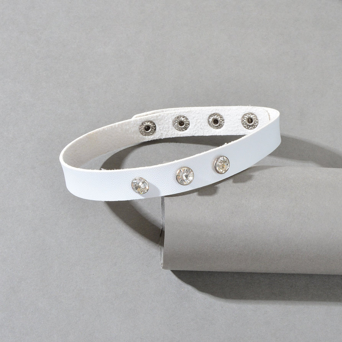 Punk Grunge Collar 90s Rhinestone White Pu Leather Short Choker Necklace-3