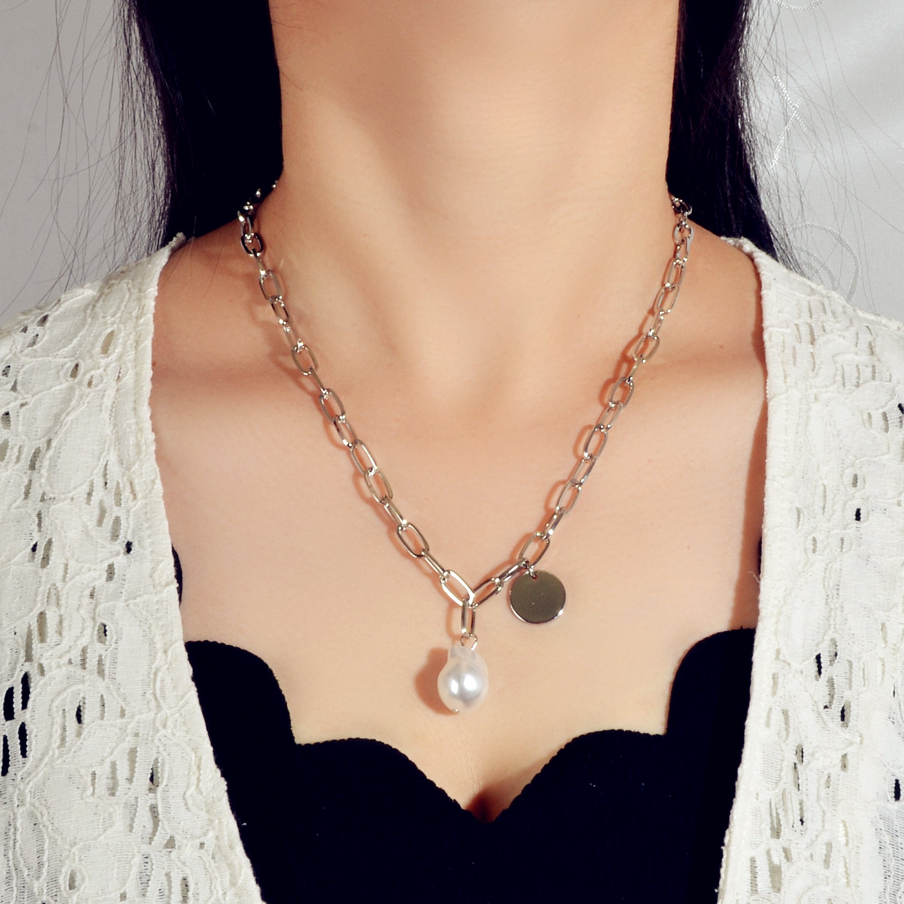 Trendy Jewelry Silver Chain Pearl Disc Charm Necklace Party Decoration for Women-0
