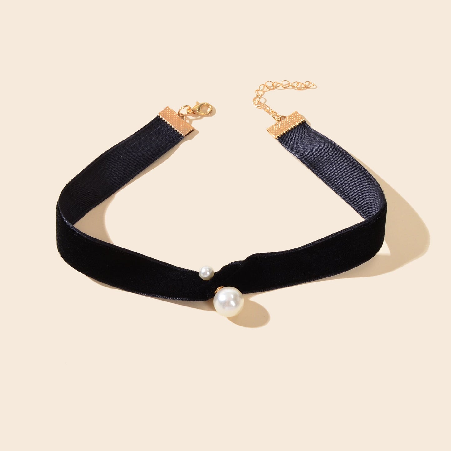 Retro Style 90s Pearl Black Velvet Tattoo Choker Teens Necklace Short Collar-2