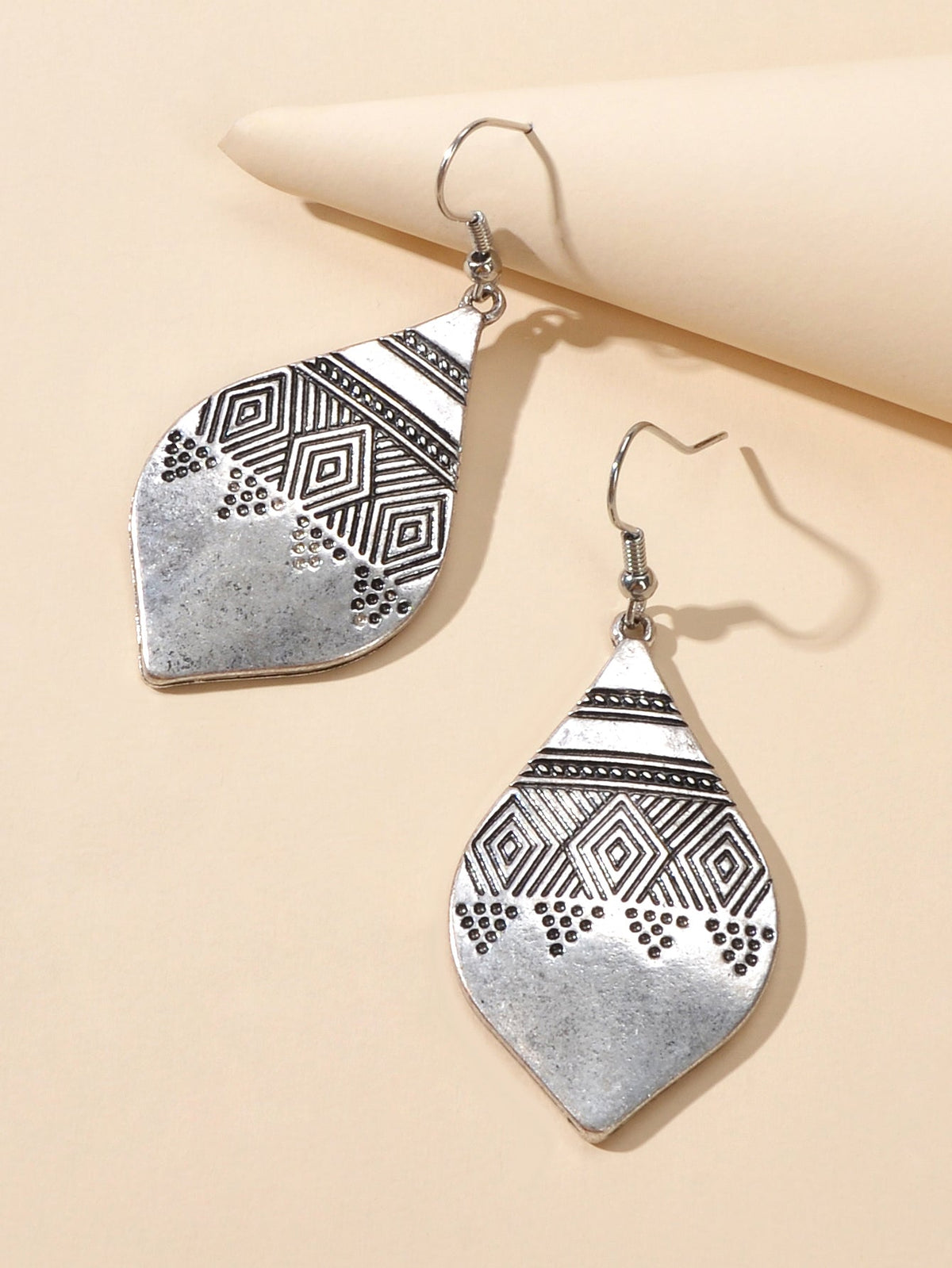 American Tribal Ethnic Antique Craved Geometric Parrtern Water Drop Earrings-1