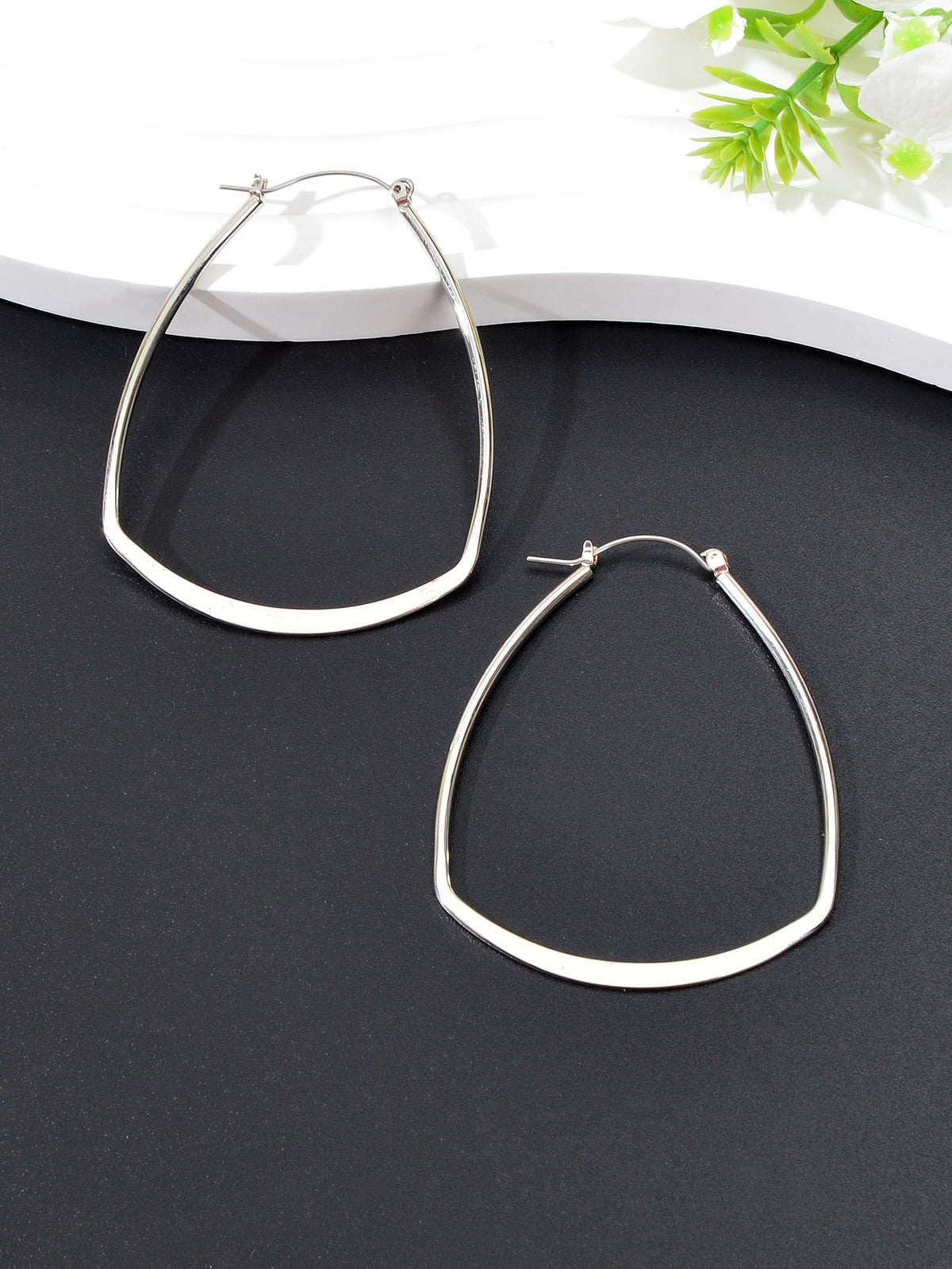 Asymmetrical Hoop Earrings Chic and Minimalist Accessories Holiday Jewelry Gift-2