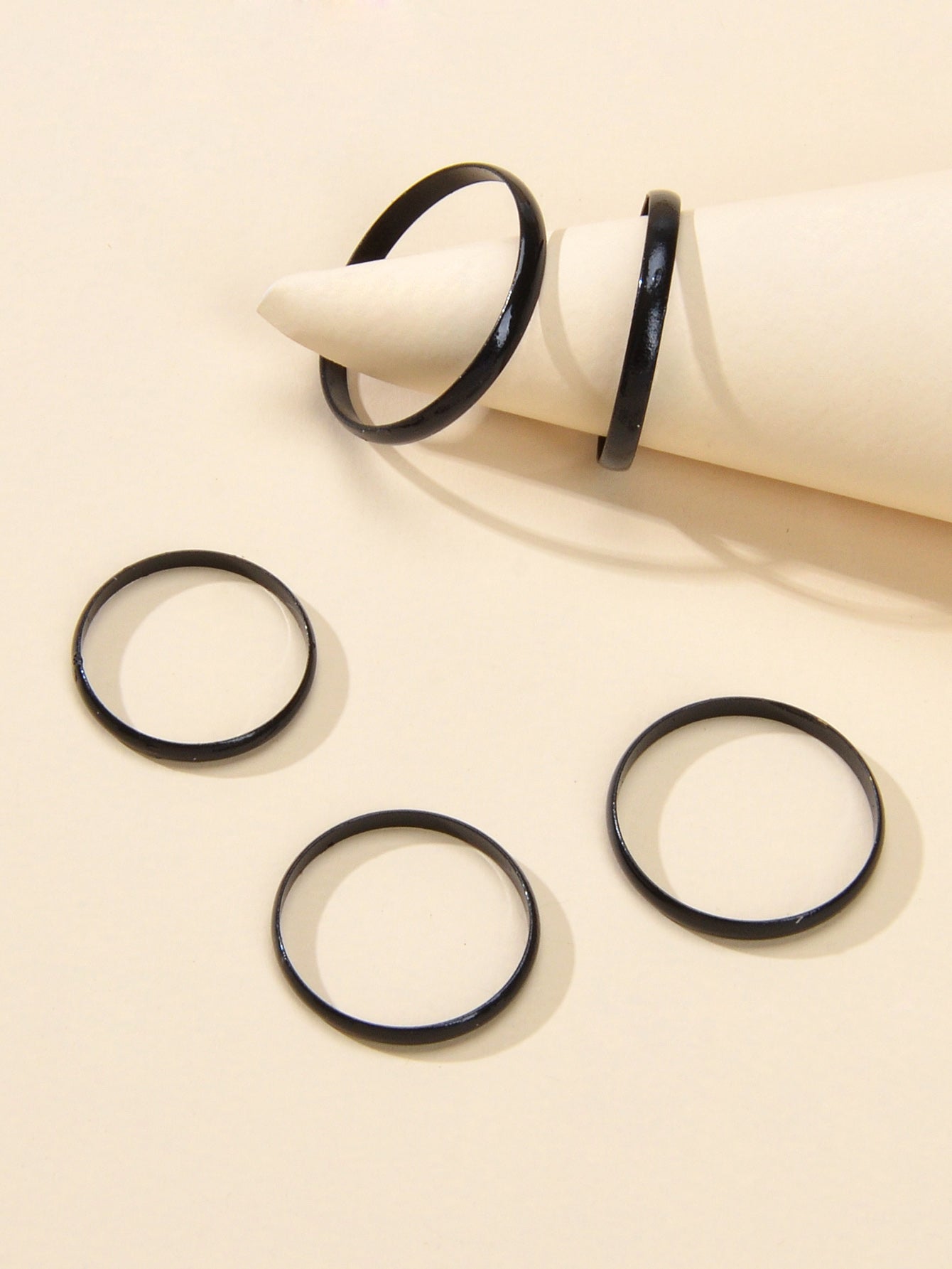 5pcs Punk Minimalist Simple Gothic Black Midi Stackable Finger Knuckle Rings set-1