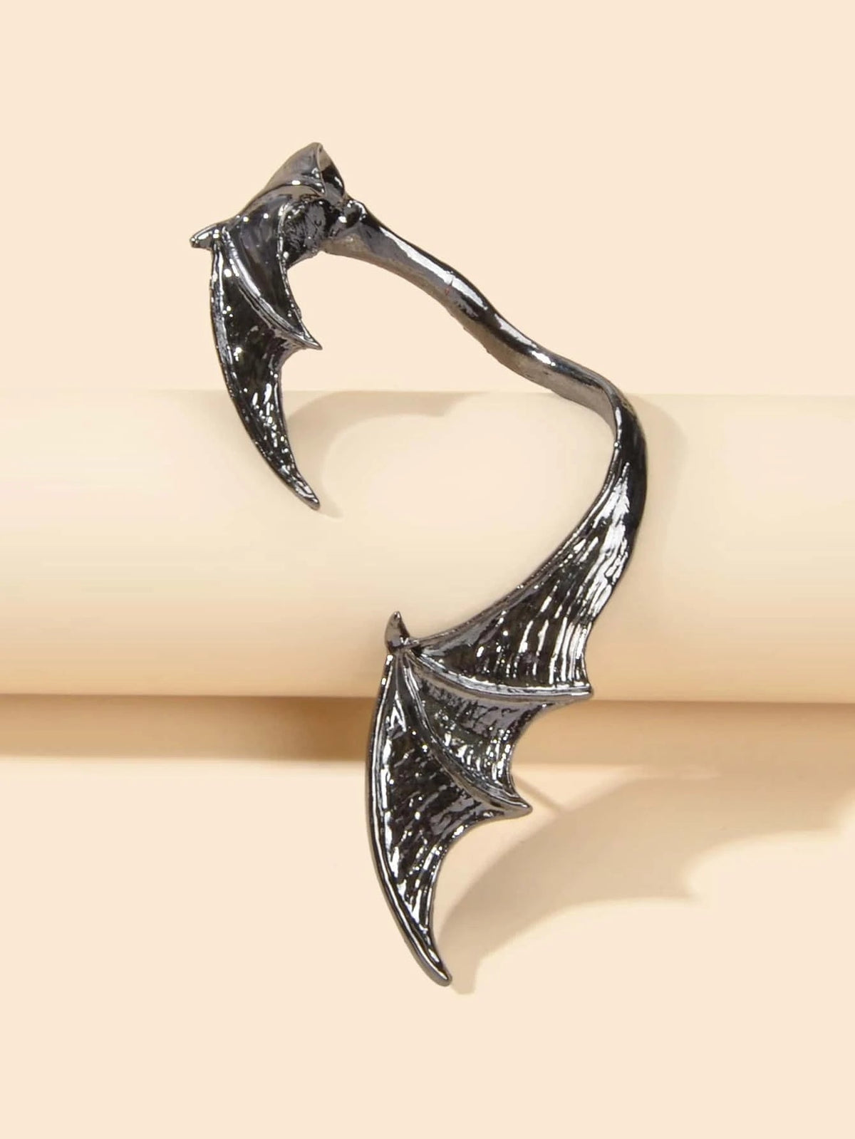 1pc Punk Gothic Vampire Bat Wing Ear Cuff Halloween Cosplay No Piercing Ear Clip-1