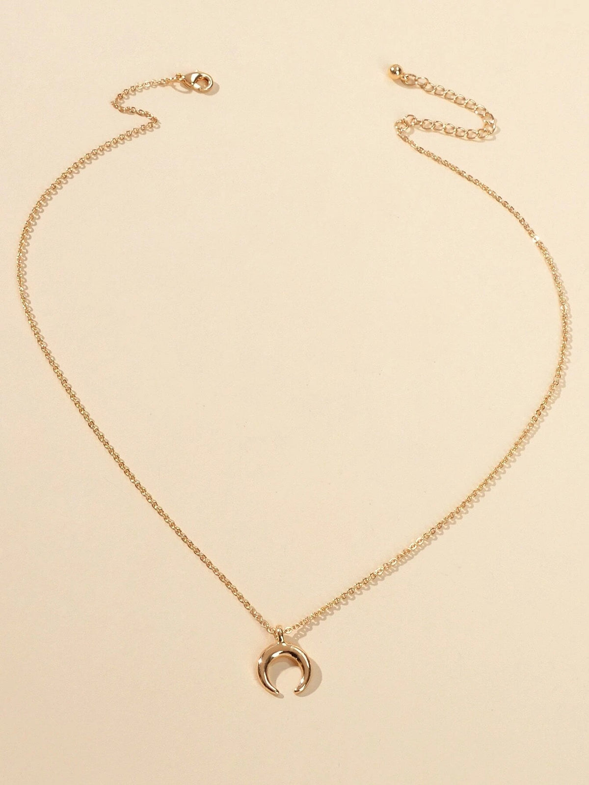 Trendy Horn Pendant Necklace Woman Teens Half Moon Crescent Charm Accessories-1