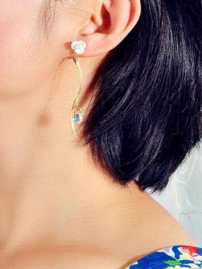 White Flower Gold Chain Dangle Earrings Women Accessories Tassel Stud Jewellery-1