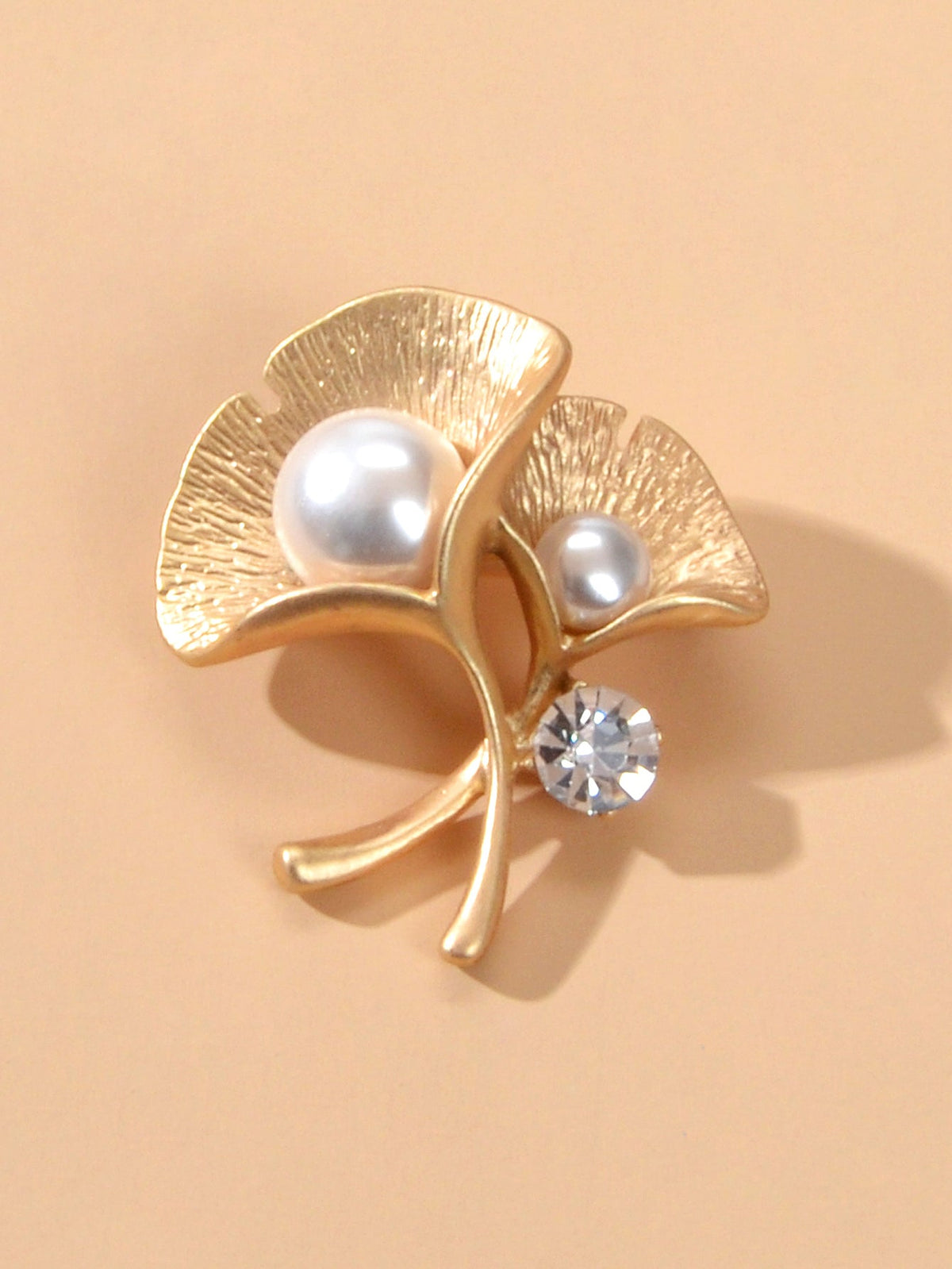 Delicate Pearl Rhinestone Decoration Ginkgo Biloba Leaf Brooch Dress Accessories-1