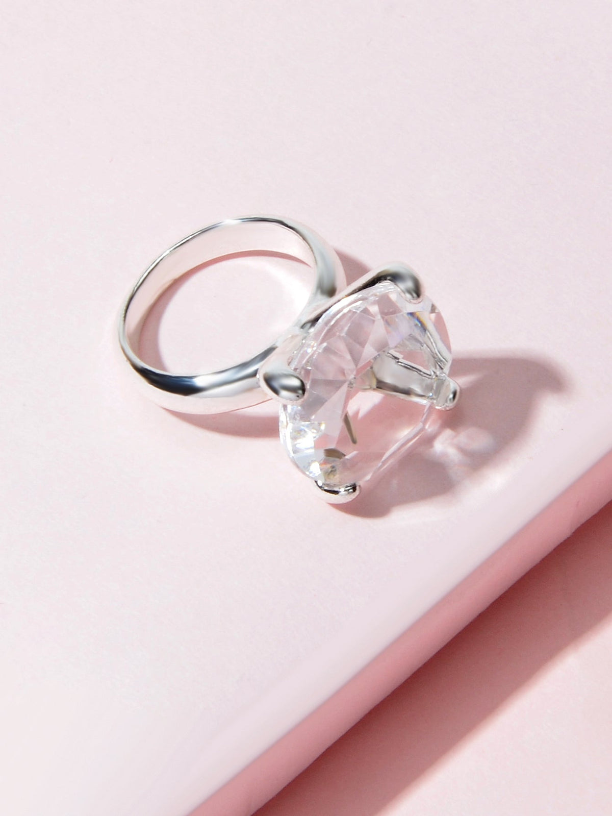 Perfect Engagement Gift Big Transparent Simulated Crystal Finger Ring Women Band-2