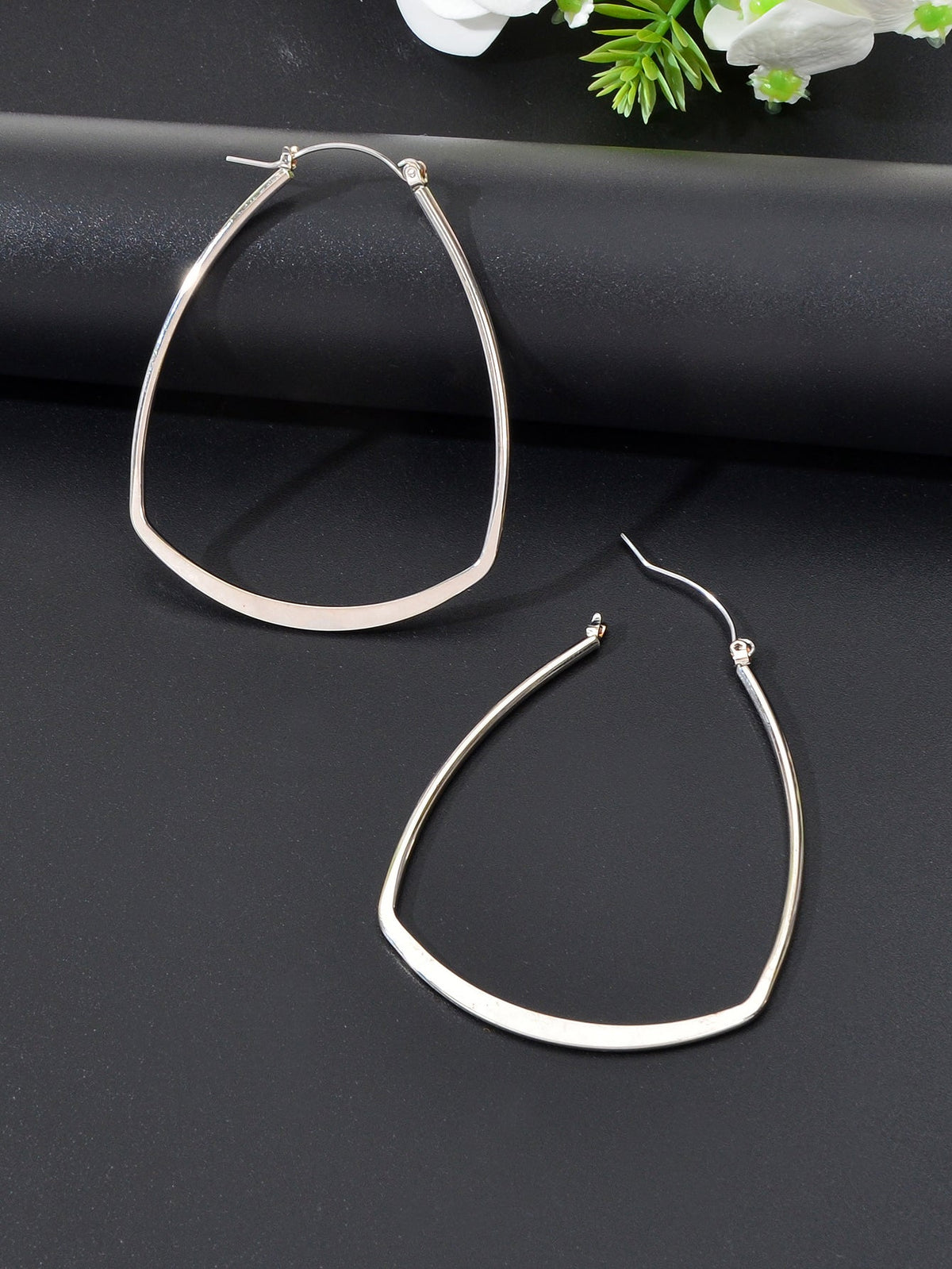 Asymmetrical Hoop Earrings Chic and Minimalist Accessories Holiday Jewelry Gift-3
