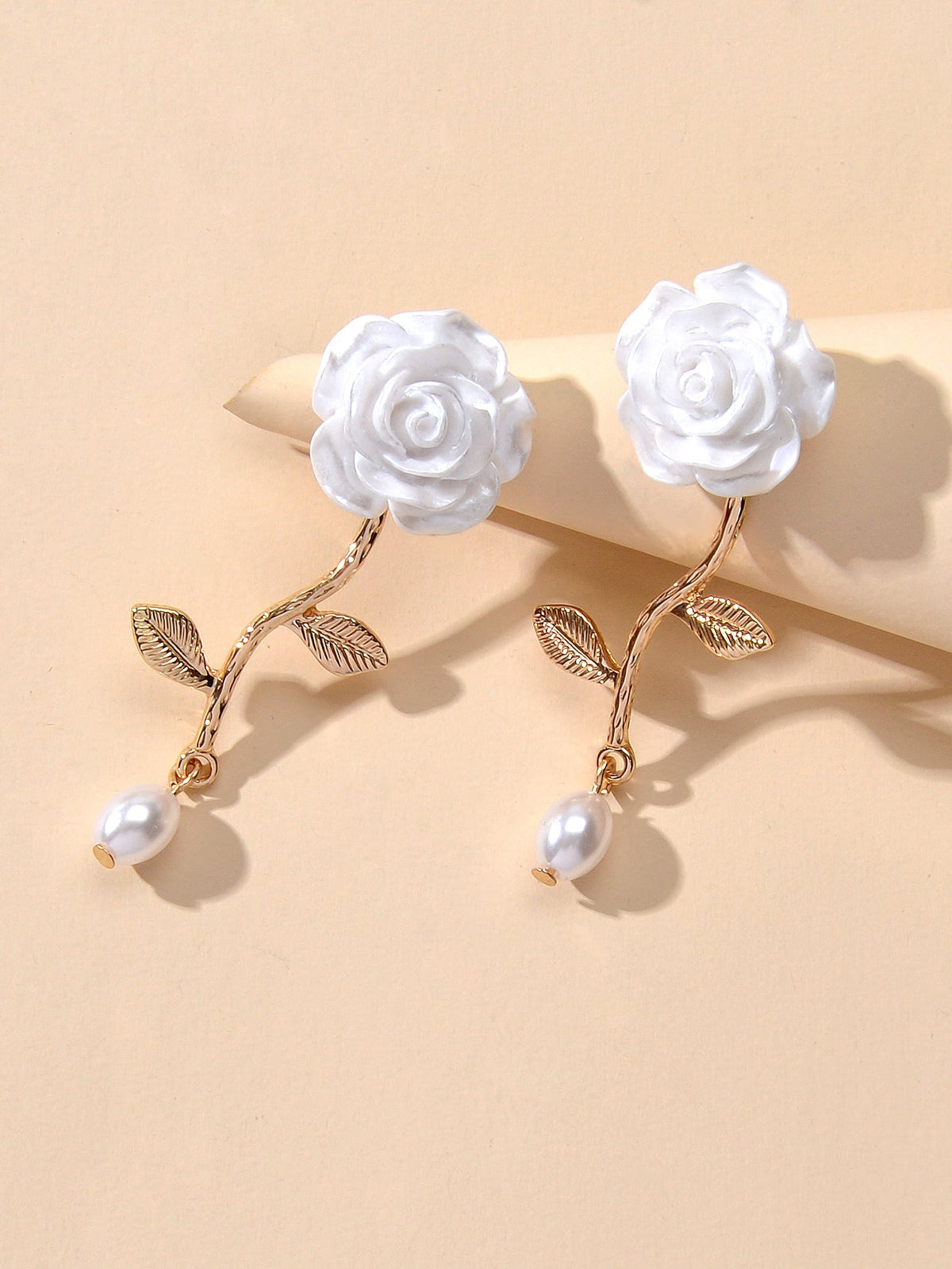 Elegant Resin Flower Leaf Pearl Charm Dangling Classic Stunning Bridal Earrings-2