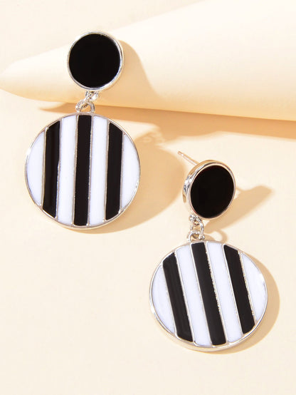 Retro Black White Enamel Round Dangle Hypoallergenic Party Earrings Jewellery-2