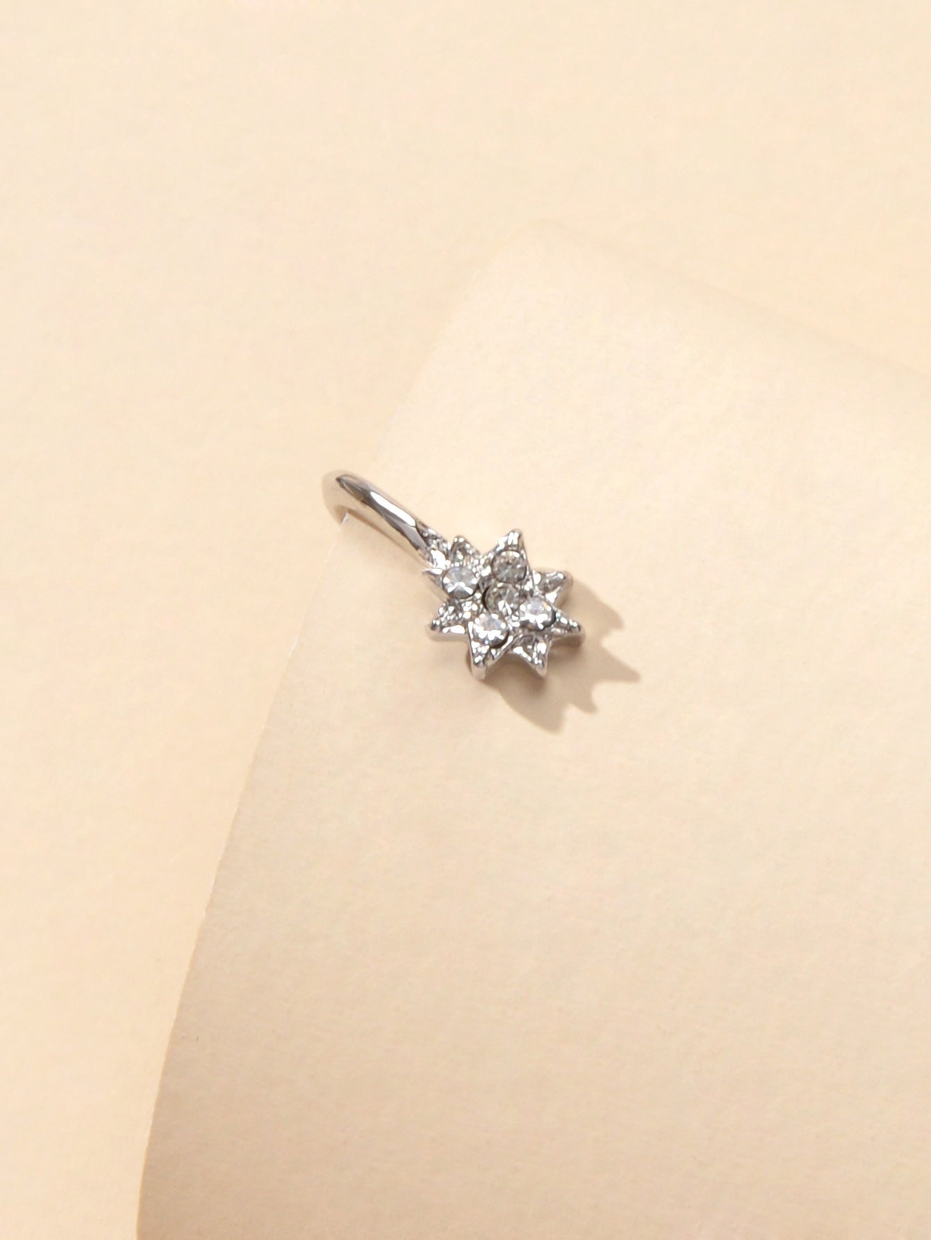 Nose Cuff Fake Helix Non Piercing Ring Rhinestone Decor Flower Body Jewellery-2
