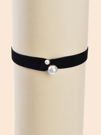 Retro Pearl Decor Black Velvet Short Tattoo Choker Collar Women Dinner Necklace-2