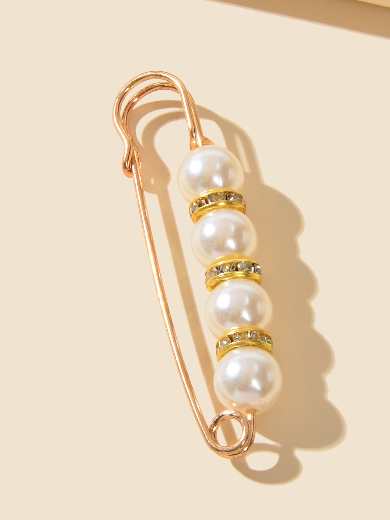 Pretty Pearl Rhinestone Brooch Sweater Shawl Clips Decorative Collar Safety Pins-2
