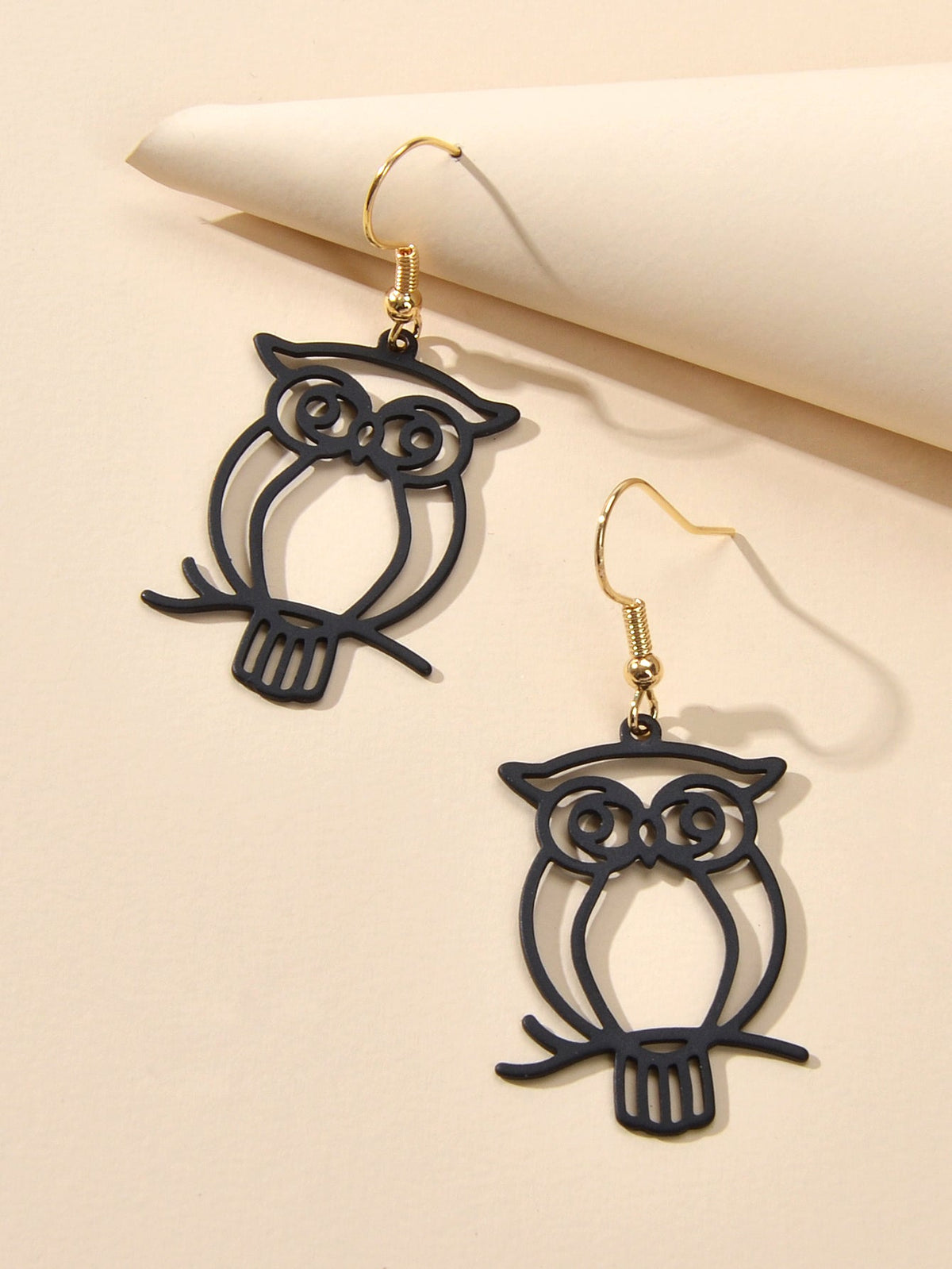 Punk Designer Jewellery Gothic Black Hollow out Owl Dangle Minimalist Earrings-2