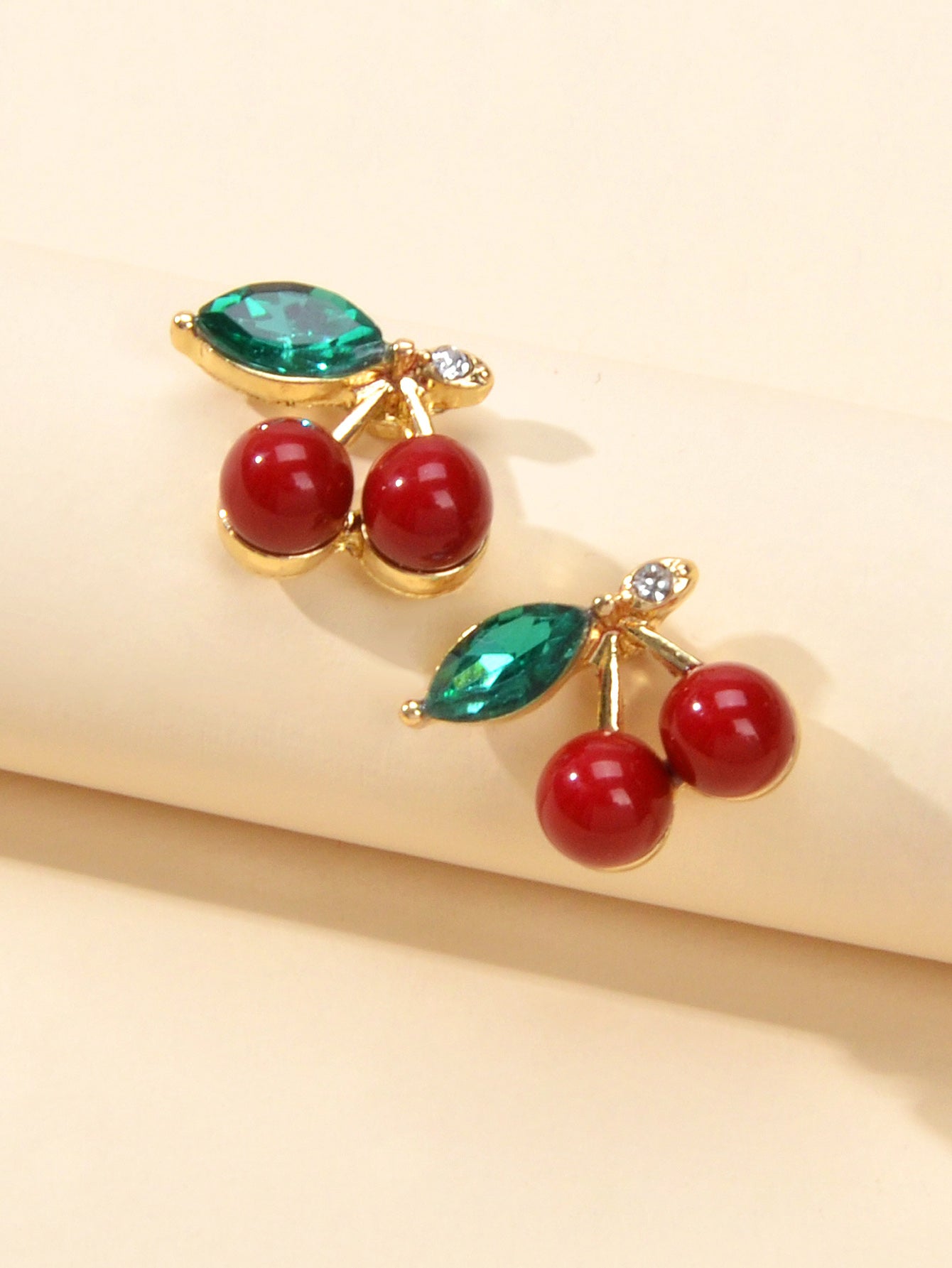 Lovely Fruit Jewellery Green Crystal Leaf Red Beads Stud Elegant Cherry Earrings-2
