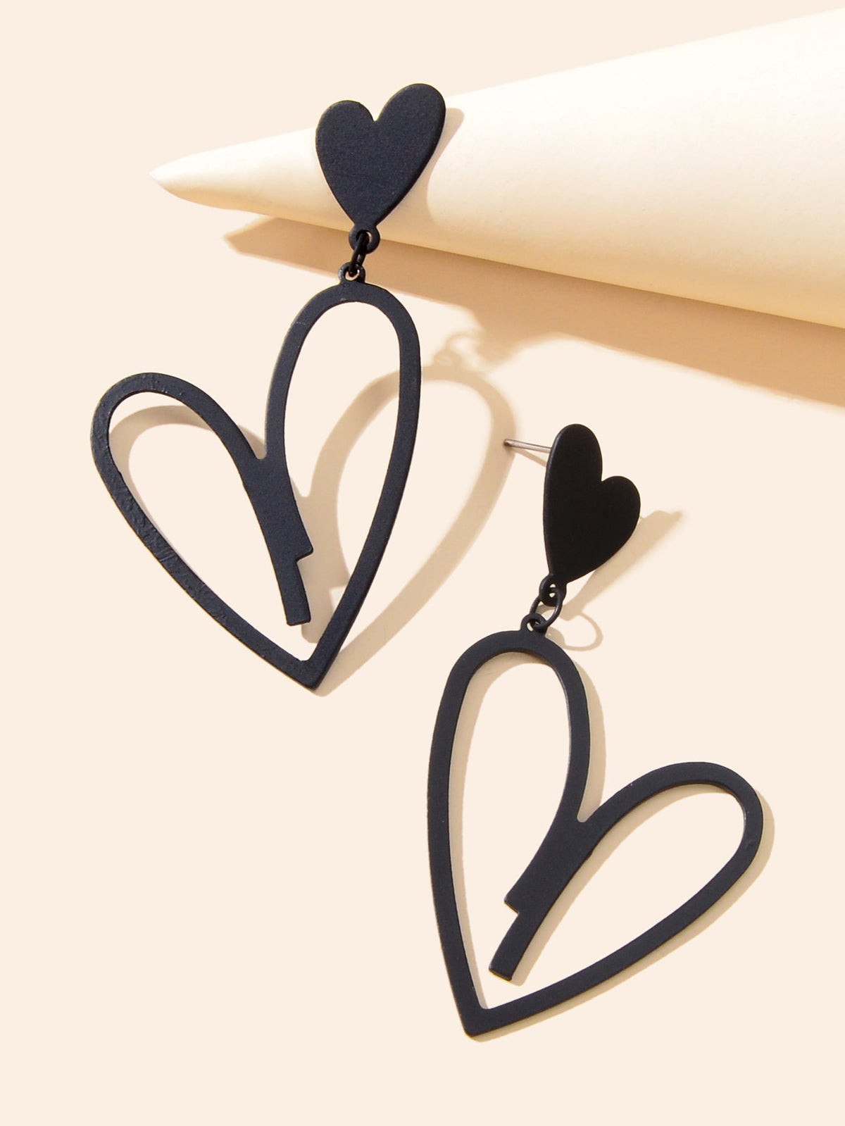 Large Hollow Love Heart Pendant Dangle Earrings for Girls Party Dating Jewellery-2