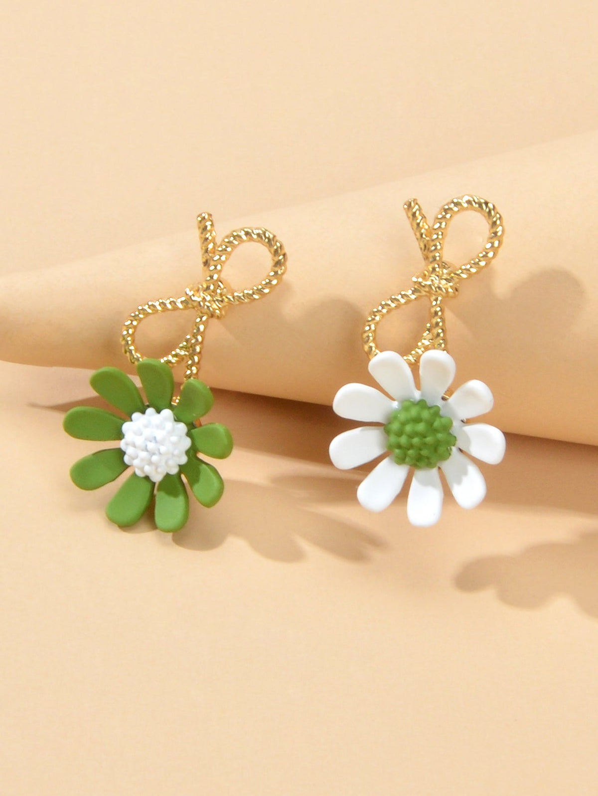 Dainty Gift Women Bow White Green Flower Asymmetric Hypoallergenic Stud Earrings-2