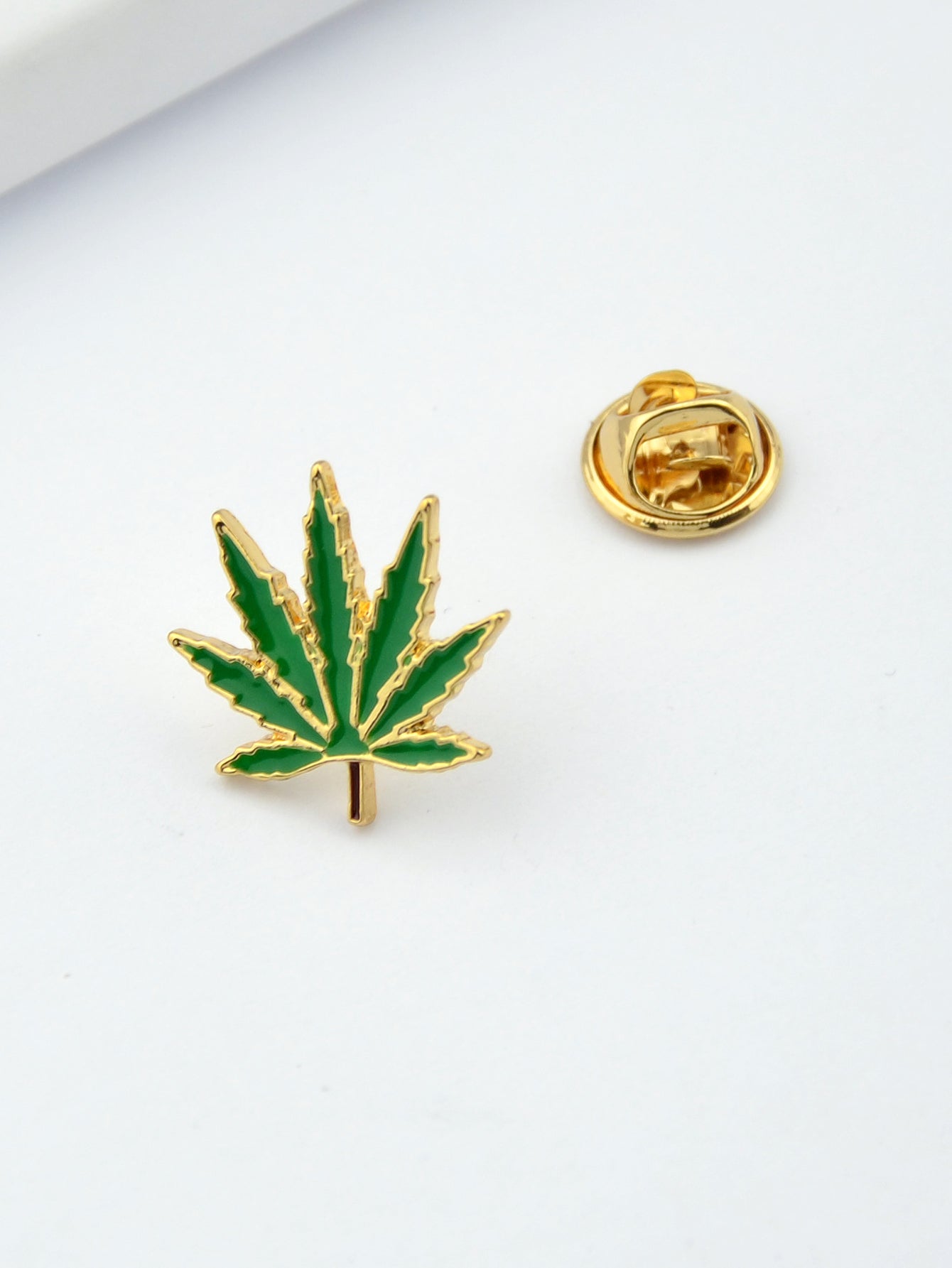 Trend Women Accessories Green Enamel Leaf Brooches Pins Ladies Bouquet for Party-2